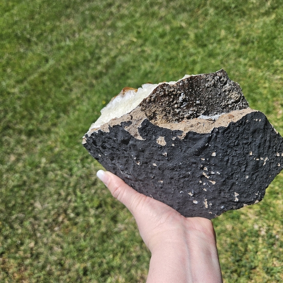 Large Raw Citrine Cluster 6.2 lbs - Picture 7 of 7